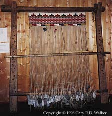 Warpweighted loom